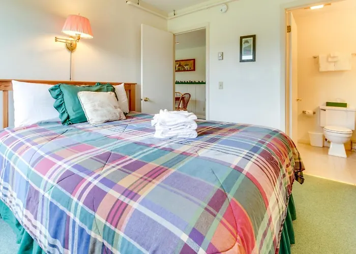 Mountainside Resort G303